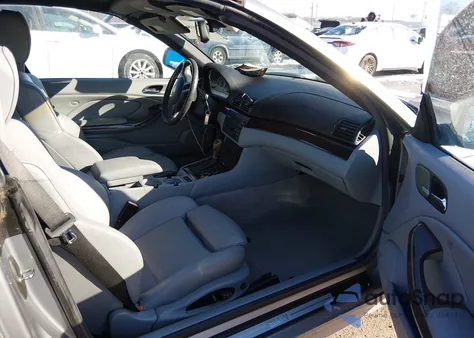 2004 BMW 330Ci из США, поврежденный, VIN WBABW53454PL44758